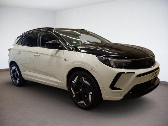 Opel Grandland - Hybrid 4 GSe Matrix 8 fach