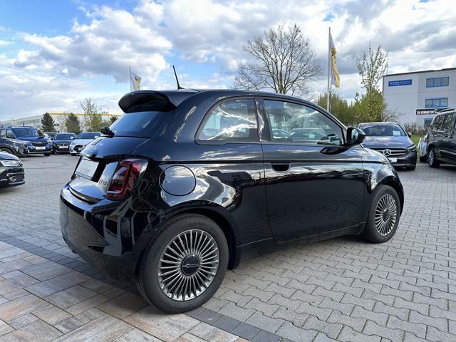 Fiat 500e Icon 