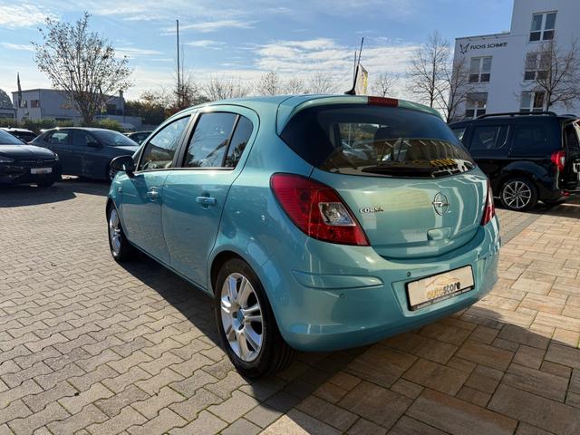 Opel Corsa D 1.4 Innovation 