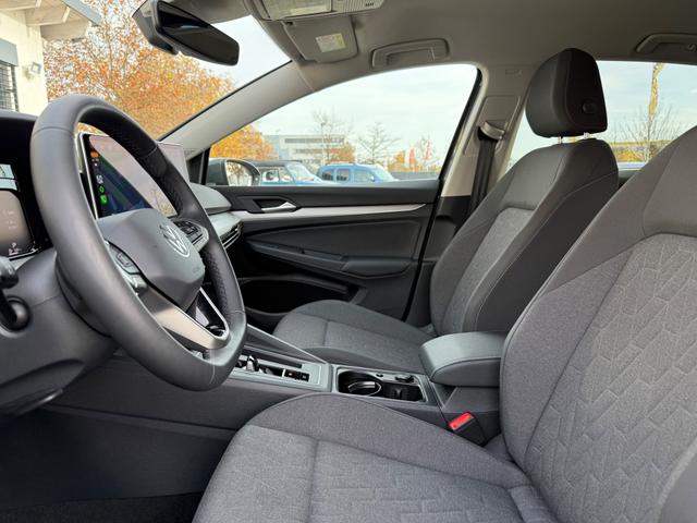 Volkswagen Golf VIII 2.0 TDI Life 