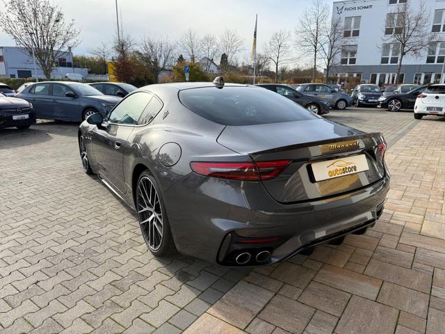 Maserati Granturismo 3.0 V6 Trofeo AWD 