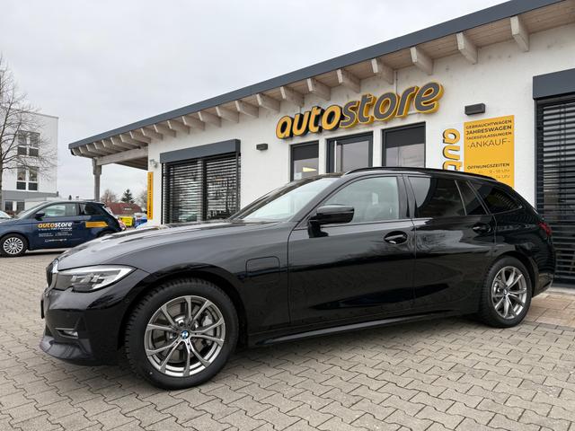 BMW 3er Touring - - 330e xDrive Sport Line