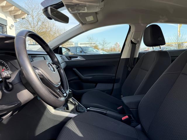 Volkswagen Polo 1.0 Comfortline 