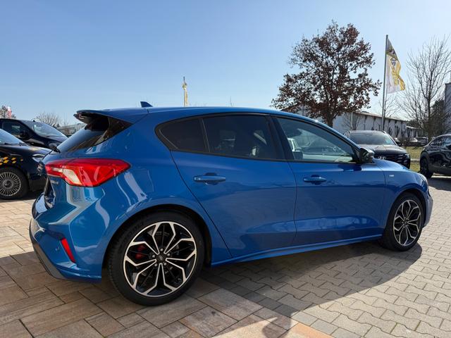 Ford Focus 1.0 EcoBoost Hybrid ST-Line X S/S 