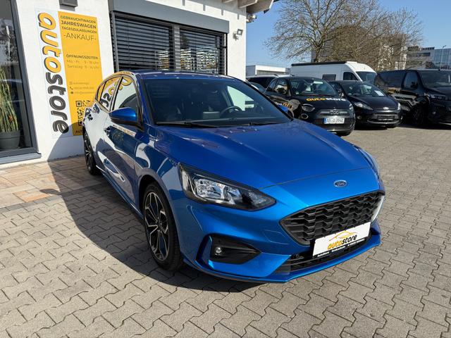 Ford Focus 1.0 EcoBoost Hybrid ST-Line X S/S 