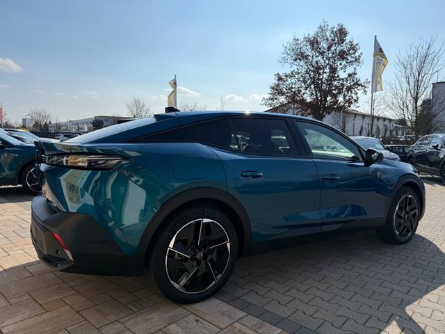 Peugeot 408 Hybrid 225 GT 