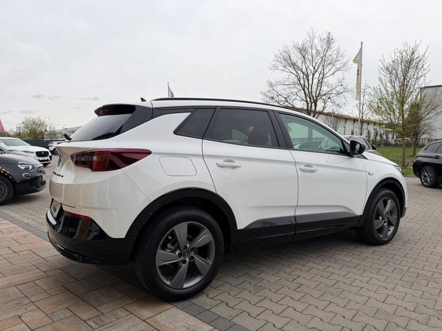 Opel Grandland 1.2 Turbo GS Line 
