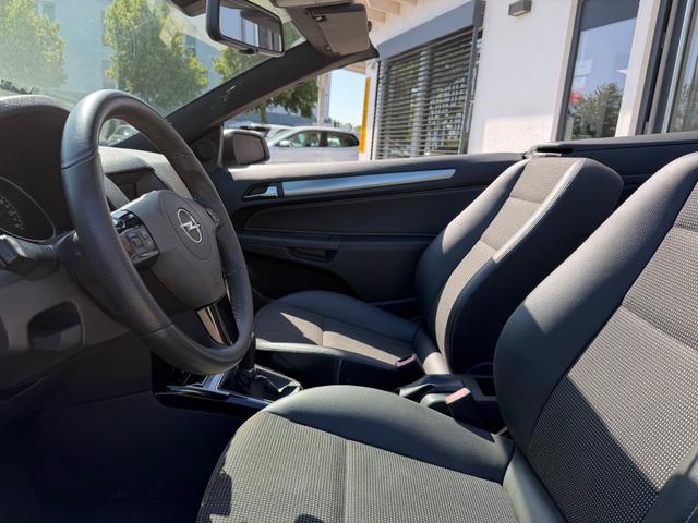 Opel Astra Cosmo 1.8 Twin Top 