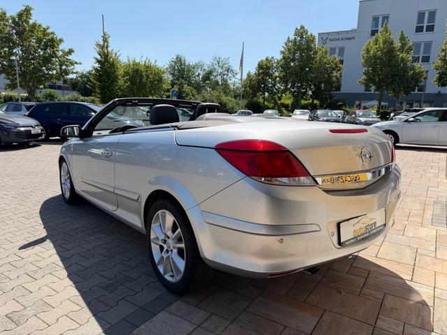 Opel Astra Cosmo 1.8 Twin Top 