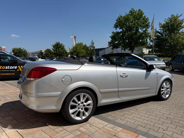 Opel Astra Cosmo 1.8 Twin Top 