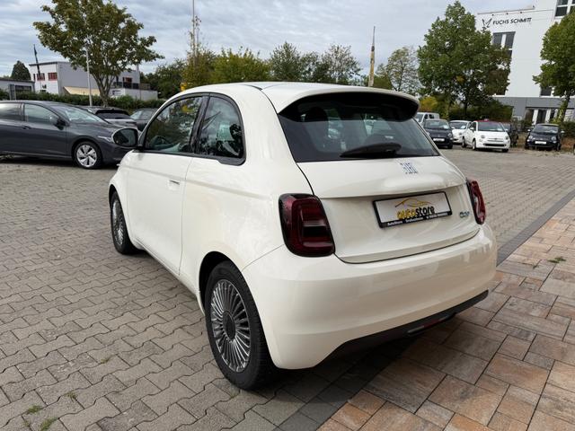 Fiat 500e Base 42 kWh 
