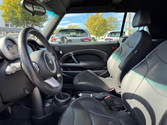 MINI Cabrio Cooper 