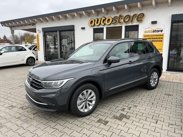 Volkswagen Tiguan - Life eHybrid