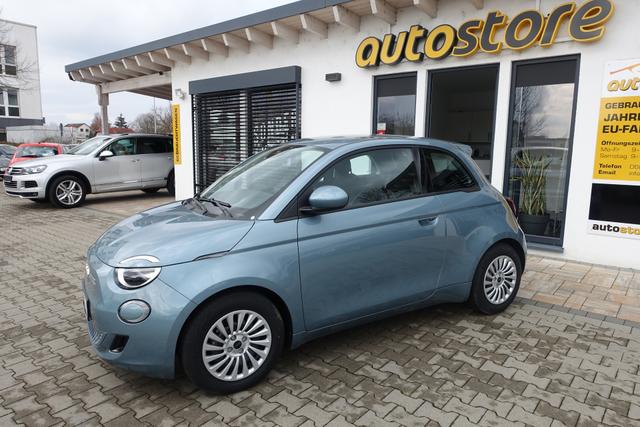 Fiat 500e - Action