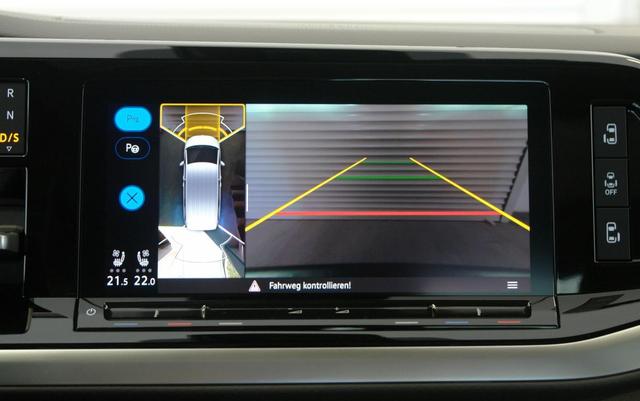 Volkswagen T7 Multivan Style AHK HeadUp AreaView StHeiz DCC 