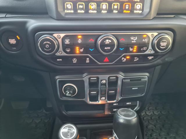 Jeep Wrangler Sahara 2.0 T-GDI Navi Kamera 