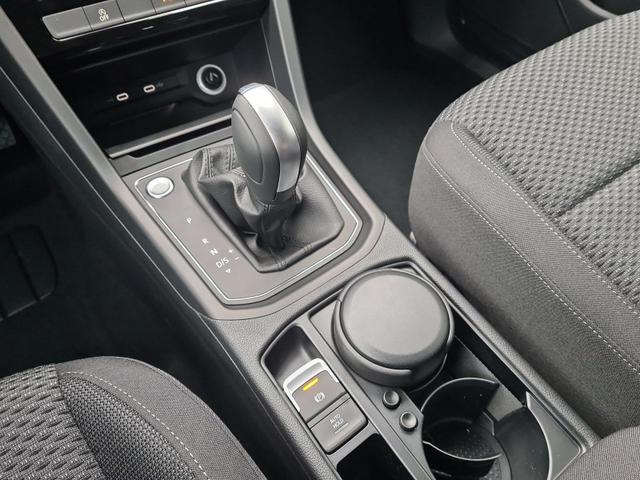 Volkswagen Touran Comfortline BMT/Start-Stopp 1.5TSI DSG AHK Navi LED 7Sitz 