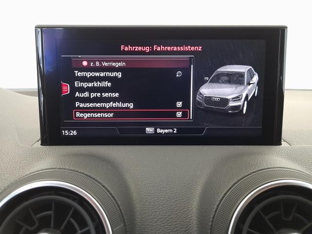 Audi Q2 35 TFSI basis S-tronic vorbAHK LED Navi virtualCock 