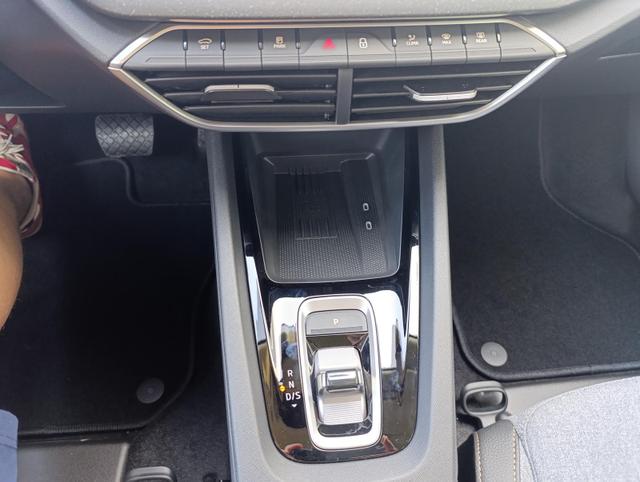 Skoda Octavia Combi 1.5 TSI mHEV 110 kW Selection DSG Navi RFK 