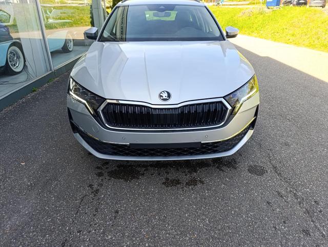 Skoda Octavia Combi 1.5 TSI mHEV 110 kW Selection DSG pACC RFK 17" 