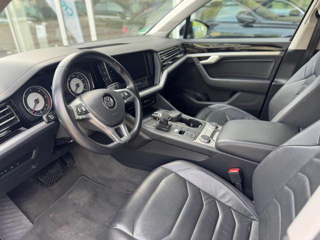 Volkswagen Touareg Basis 4Motion 3.0 V6 AHK RFK ACC NAVI 