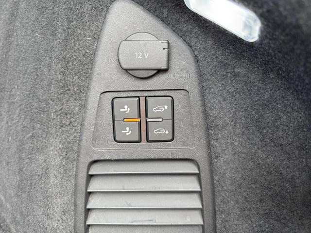 Volkswagen Touareg Basis 4Motion 3.0 V6 AHK RFK ACC NAVI 