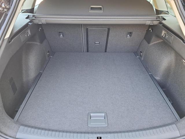 Seat Leon Sportstourer 1.5 eTSI 110 kW Style ST 1.5eTSI DSG Winter FullLink Kamera 