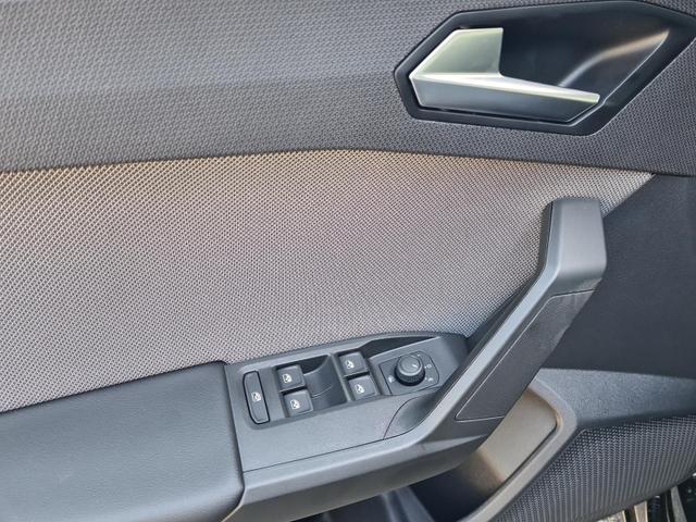 Seat Leon Sportstourer 1.5 eTSI 110 kW Style ST 1.5eTSI DSG Winter FullLink Kamera 