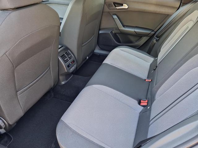 Seat Leon Sportstourer 1.5 eTSI 110 kW Style ST 1.5eTSI DSG Winter FullLink Kamera 
