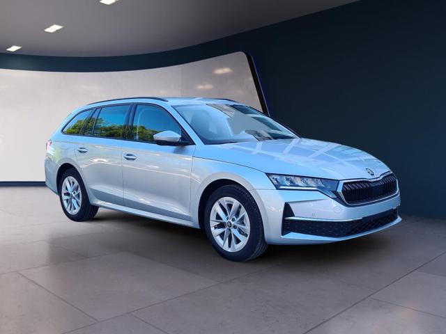 Skoda Octavia Combi 1.5 TSI mHEV 110 kW Selection DSG pACC RFK 17" 