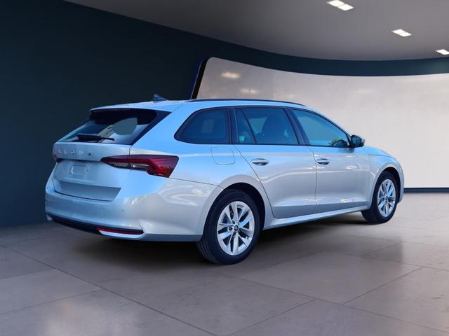 Skoda Octavia Combi 1.5 TSI mHEV 110 kW Selection DSG pACC RFK 17" 