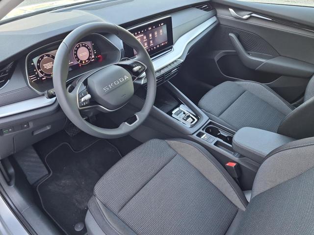 Skoda Octavia Combi 1.5 TSI mHEV 110 kW Selection DSG pACC RFK 17" 
