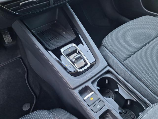 Skoda Octavia Combi 1.5 TSI mHEV 110 kW Selection DSG pACC RFK 17" 