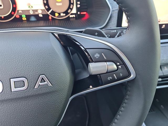 Skoda Octavia Combi 1.5 TSI mHEV 110 kW Selection DSG Navi RFK 