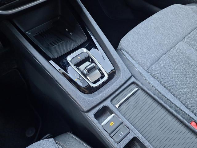 Skoda Octavia Combi 1.5 TSI mHEV 110 kW Selection DSG Navi RFK 