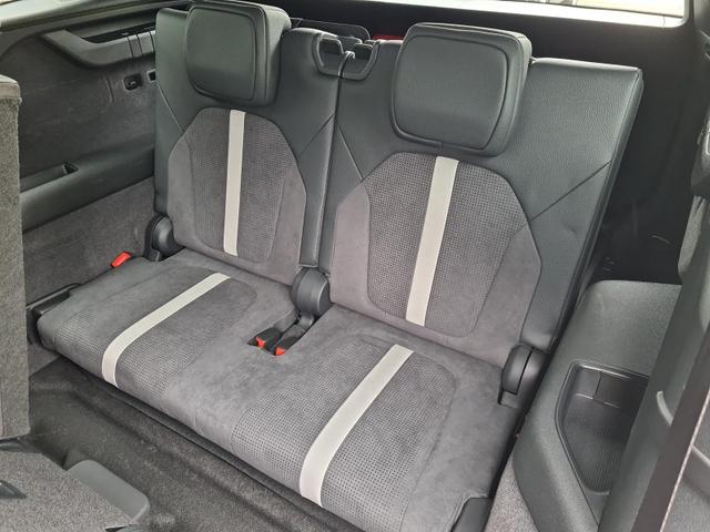 Skoda Kodiaq 2.0 TDI 142kW 4x4 Sportline AHK HeadUp StHeiz 
