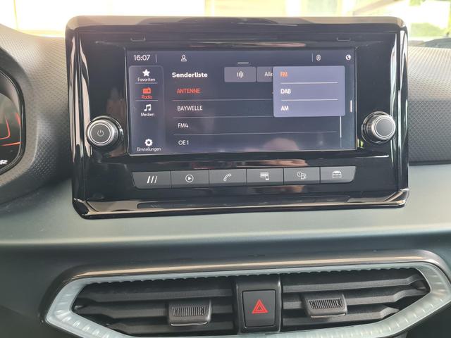 Seat Arona Xperience 1.0TSI DAB LED FullLink ParkLenk 