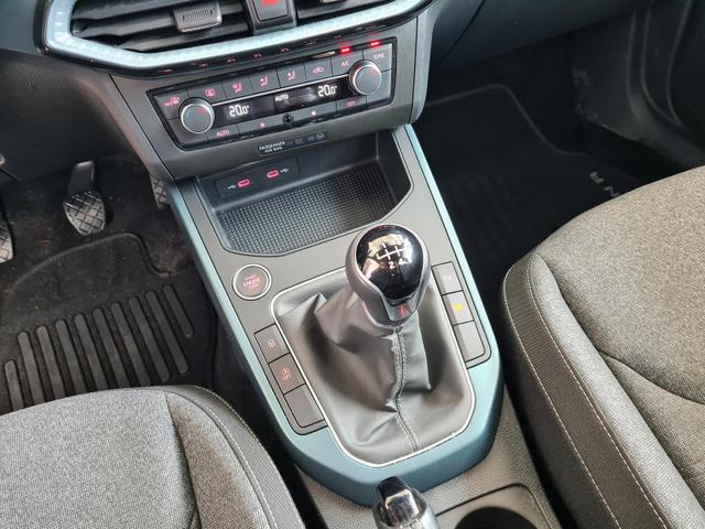 Seat Arona Xperience 1.0TSI DAB LED FullLink ParkLenk 