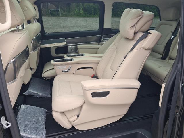 Mercedes-Benz V-Klasse V 300 d 4MATIC EXCLUSIVE lang (447.813) 300d AHK LuxurySeat StHeiz Pano 