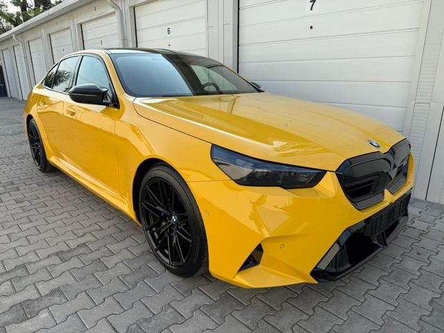 BMW M5 Basis Lim. KERAMIK CARBON Ultimate VOLLAUSSTATTUNG! 