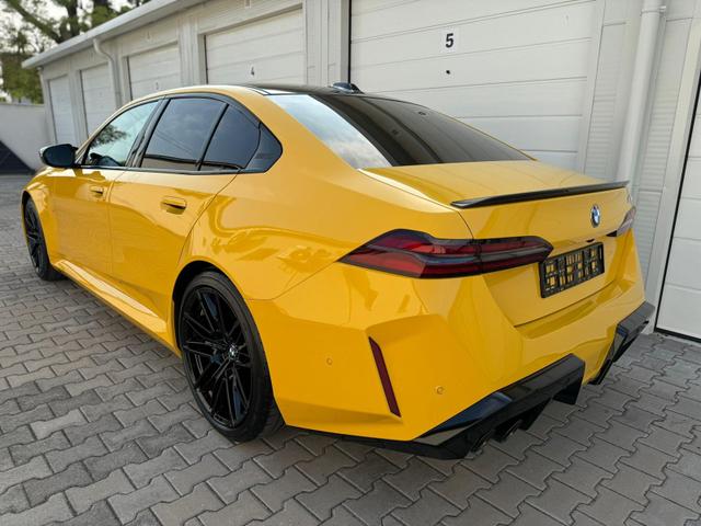 BMW M5 Basis Lim. KERAMIK CARBON Ultimate VOLLAUSSTATTUNG! 