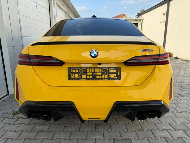 BMW M5 Basis Lim. KERAMIK CARBON Ultimate VOLLAUSSTATTUNG! 