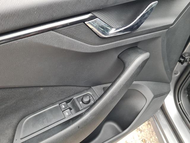 Skoda Kamiq Ambition 1.0 TSI LED DAB PDC SmartLink ACC 