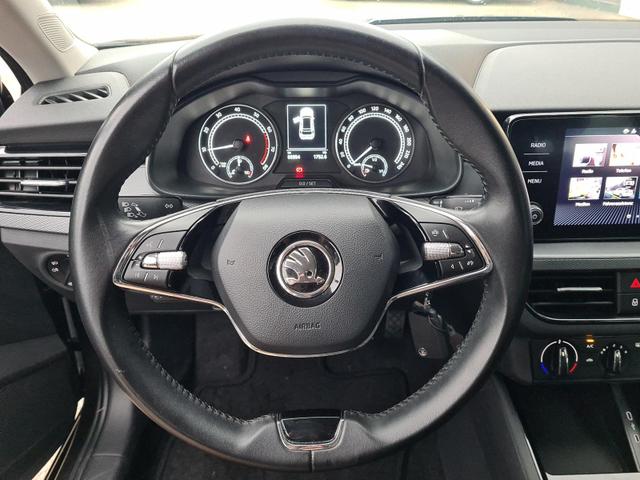 Skoda Kamiq Ambition 1.0 TSI LED DAB PDC SmartLink ACC 