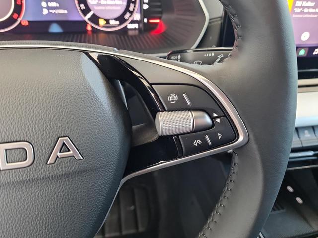 Skoda Octavia Combi 1.5 TSI 85 kW Selection LED DAB 