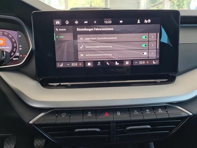 Skoda Octavia Combi 1.5 TSI 85 kW Selection LED DAB 