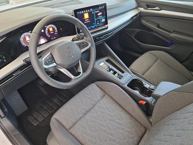 Volkswagen Golf Variant 1.5 eTSI 110 kW Life DSG LED DAB Winter 