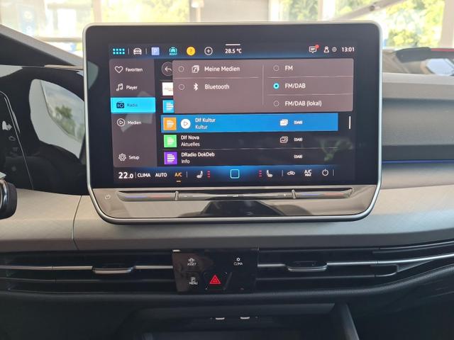 Volkswagen Golf Variant 1.5 eTSI 110 kW Life DSG LED DAB Winter 