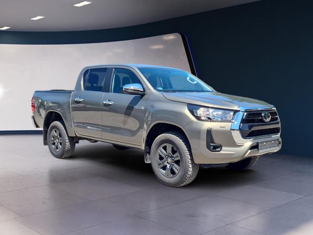 Toyota Hilux Double Cab Comfort 4x4 2.4D DoubleCab AHK RSA PCS LDA 