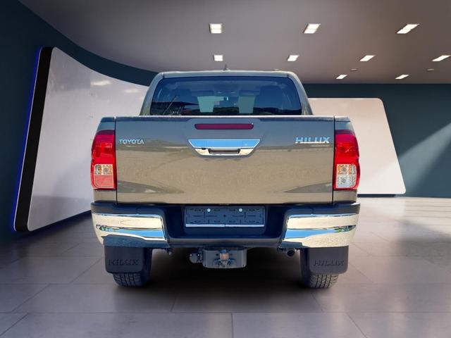 Toyota Hilux Double Cab Comfort 4x4 2.4D DoubleCab AHK RSA PCS LDA 